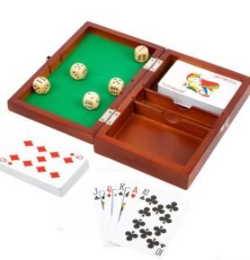 Společenské hry - Hrací kostky a karty v dřevěném boxu (Small foot)