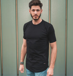 RAVE Prodloužené černé tričko Velikost: XXL