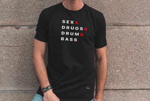 RAVE Černé prodloužené tričko | DNB Velikost: XXL