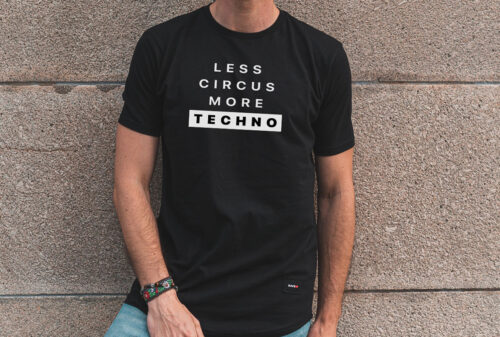 RAVE Černé prodloužené tričko | Less Circus Velikost: M