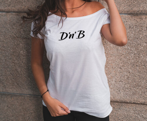 RAVE Dámské bílé tričko | DNB Velikost: XS