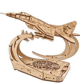 3D mechanický model - Stihačka The Ghost of Kyiv (Ugears)