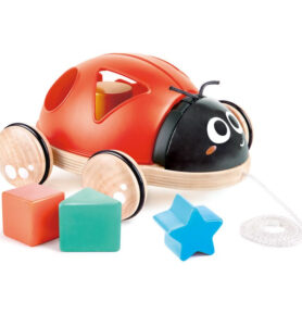 Tahací hračka - Beruška s vhazovačkou (Hape)