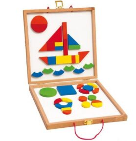Puzzle magnetické - Kreativní kufřík s tvary (Woody)