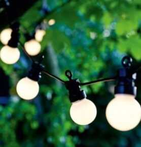 DZL Světelný dekorační řetěz 50 LED venkovní, 10 párty žárovek, studená bílá