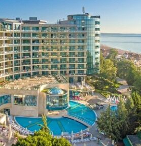 Marina Grand Beach