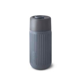 Black + Blum Cestovní skleněný hrnek na kávu 340 ml slate