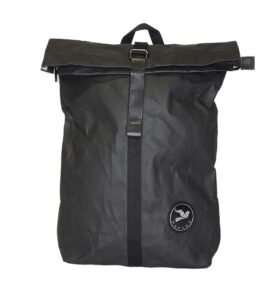 Papero Bags papírový rolovací batoh Cougar černý 18l