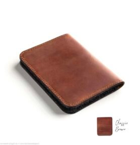 Crazy Horse Craft Kožená peněženka na pas classic brown