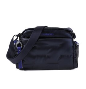 Hedgren Prošívaná taška přes rameno Cocoon Cozy Peacoat Blue 4l