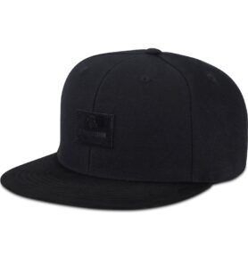 Johnny Urban Kšiltovka Dean Snapback s rovným kšiltem černá