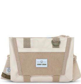 Johnny Urban Crossbody taška přes rameno Avery pískově šedá 5l