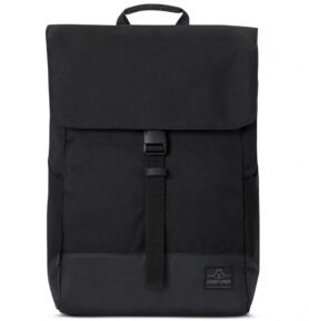 Johnny Urban Městský batoh s klopou Mika černá 15,5l