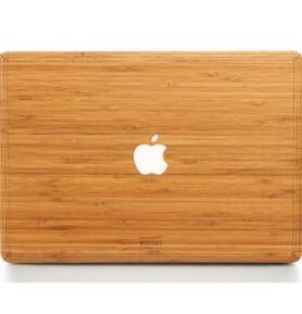 WoodWe dřevěný ochranný kryt z pravého dřeva Bambus na Macbook Pro 15" Retina