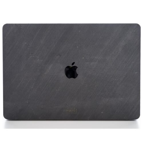 WoodWe ochranný kryt z pravého tmavého kamene na Macbook Pro 15" s TOUCH ID