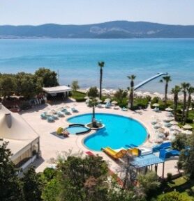 The Holiday Resort