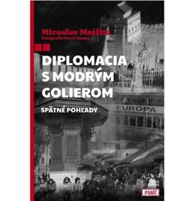 Diplomacia s modrým golierom