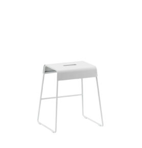 Zone Denmark Kovová stolička A-Stool Outdoor Soft Grey 45 cm (nosnost 110 kg)