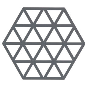 Zone Denmark Silikonová podložka pod horké Triangles Cool Grey