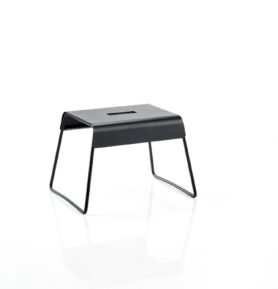 Zone Denmark Kovová stolička A A-Stool Black 27,5 cm (nosnost 110 kg)