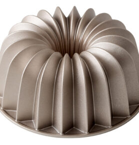 Blomsterbergs Bundt pan Swirl 24 x 10 cm Rose gold