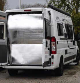 Tepelná clona Hindermann pro vysoké zadní dveře Fiat Ducato a VW Crafter Varianta: světle šedá