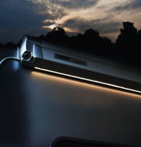 THULE LED světelná páska markýzy Thule, samolepicí - 12V Varianta: 4 m, spodní