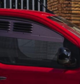 REIMO Okenní větrací mřížka pro kabinu Citroen Jumpy, Peugeot Expert, Toyota Proace a totožná vozidla od 03/2016