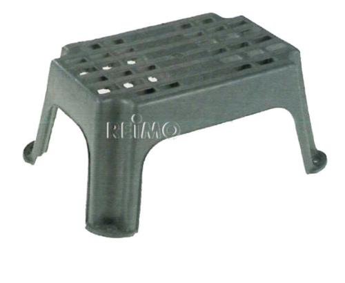 LIPPERT Plastový schůdek Carbest - Primus