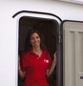 REIMO Okapový žlábek Drip Stop  - různé varianty Varianta: Na dveře, černá, 75 cm