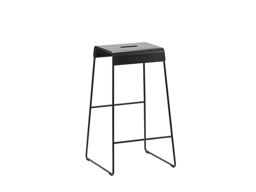 Zone Denmark Kovovová barová židle A-Stool Black 65 cm (nosnost 110 kg)
