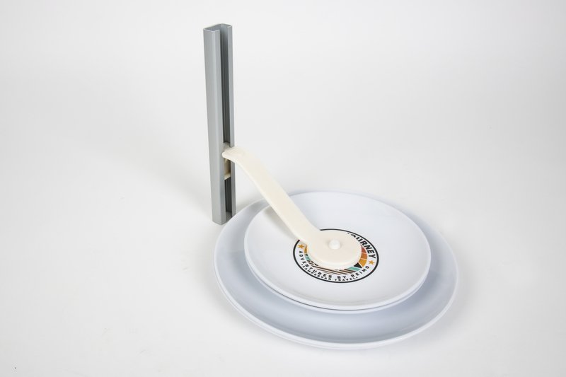 Držák talířů CAMP4