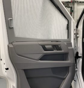 Zatemňovací roleta REMIS přední boční okna VW Crafter a MAN TGE