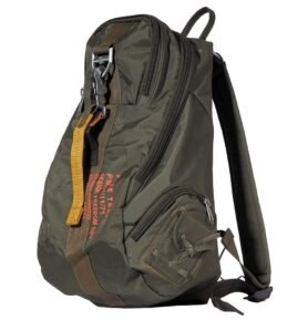 Pure Trash batoh s karabinou 20 l ZELENÝ