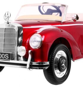 Ramiz Elektrické autíčko Mercedes Benz 300S, 2,4GHz, EVA kola a FM rádio červené