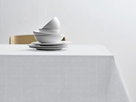 Södahl Kuchyňský ubrus ⌀180 Tiles Damask Optical White