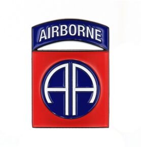 Znak kovový 82nd Airborne Division se samolepou