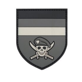 101INC nášivka plastová 3D štít s lebkou COMMANDO šedočerná