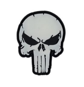 101INC nášivka 3D plastová PUNISH SKULL velcro GLOW IN THE DARK