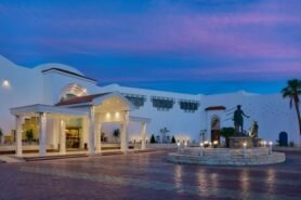 Dreams Beach Resort