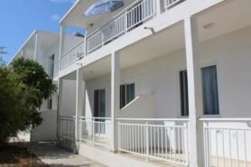 George Apartments Stegna