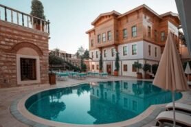 Seven Hills Palace