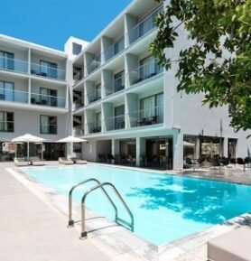 Oktober Downtown Rooms