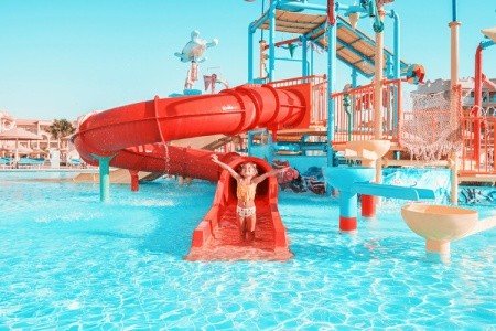 Pickalbatros White Beach Resort