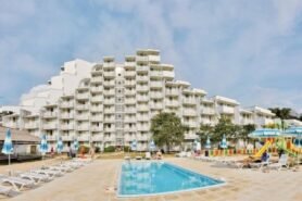 Mura Beach