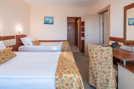 Burgas Beach - Obrázek 4