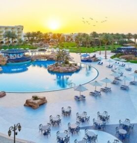 Palm Royale Resort Soma Bay