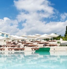 Alexandra Elegance Adults Friendly