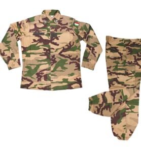 Komplet maskovaný pouštní ITALSKÝ vel. 56