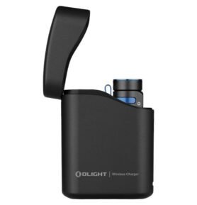 OLIGHT svítilna BATON 4 PREMIUM s dobíjecím pouzdrem